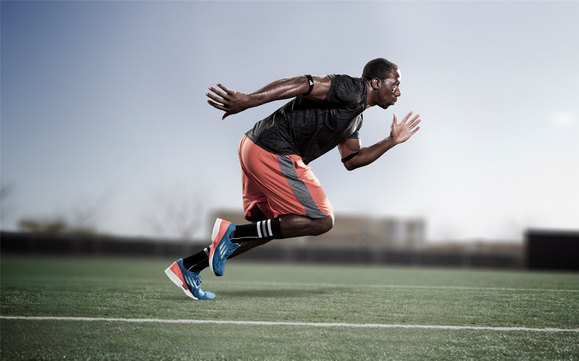 荷兰男队接力赛表现抢眼，荷兰接球技术