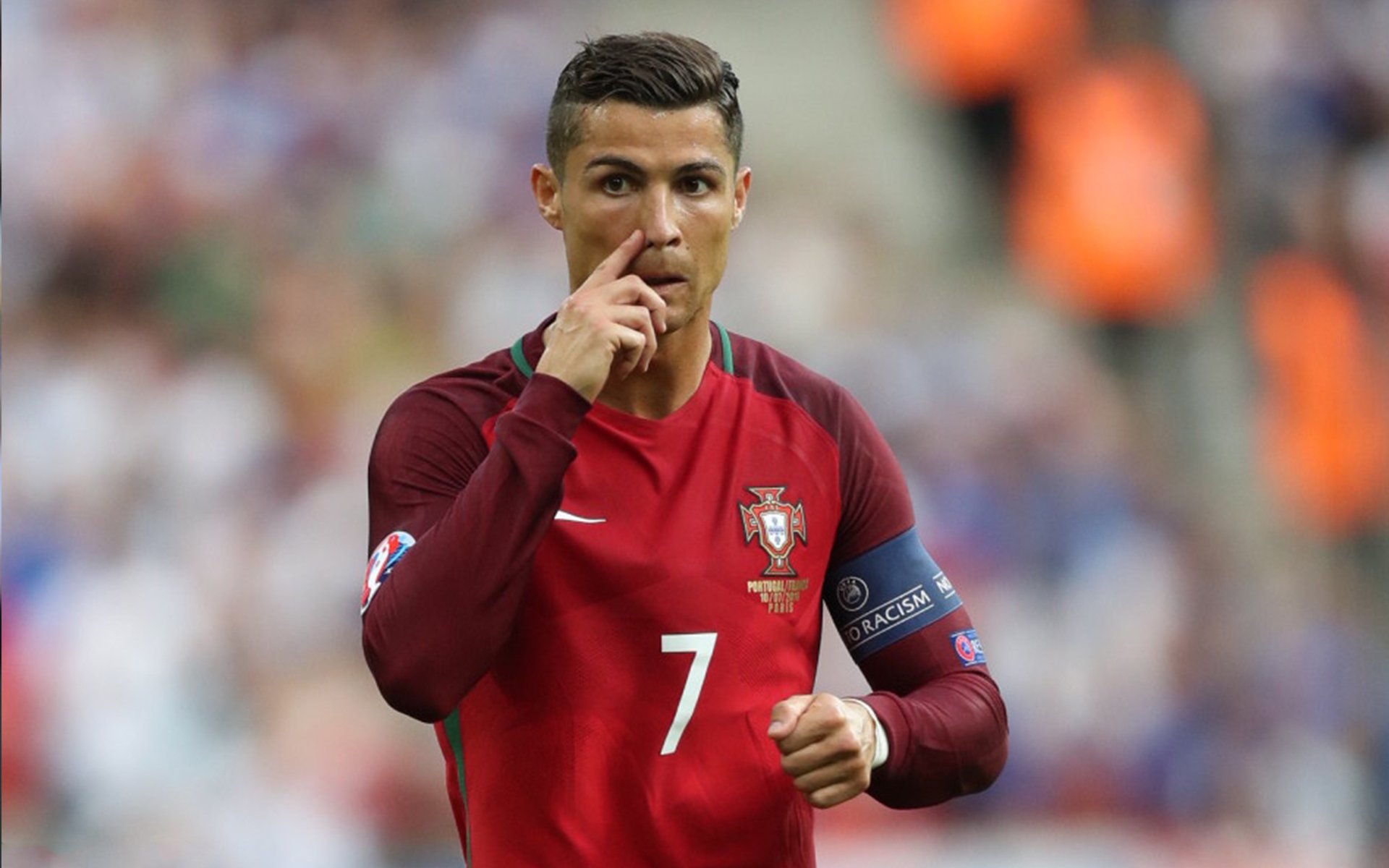 重点比赛安保升级多方协调确保现场秩序井然，重大赛事安保